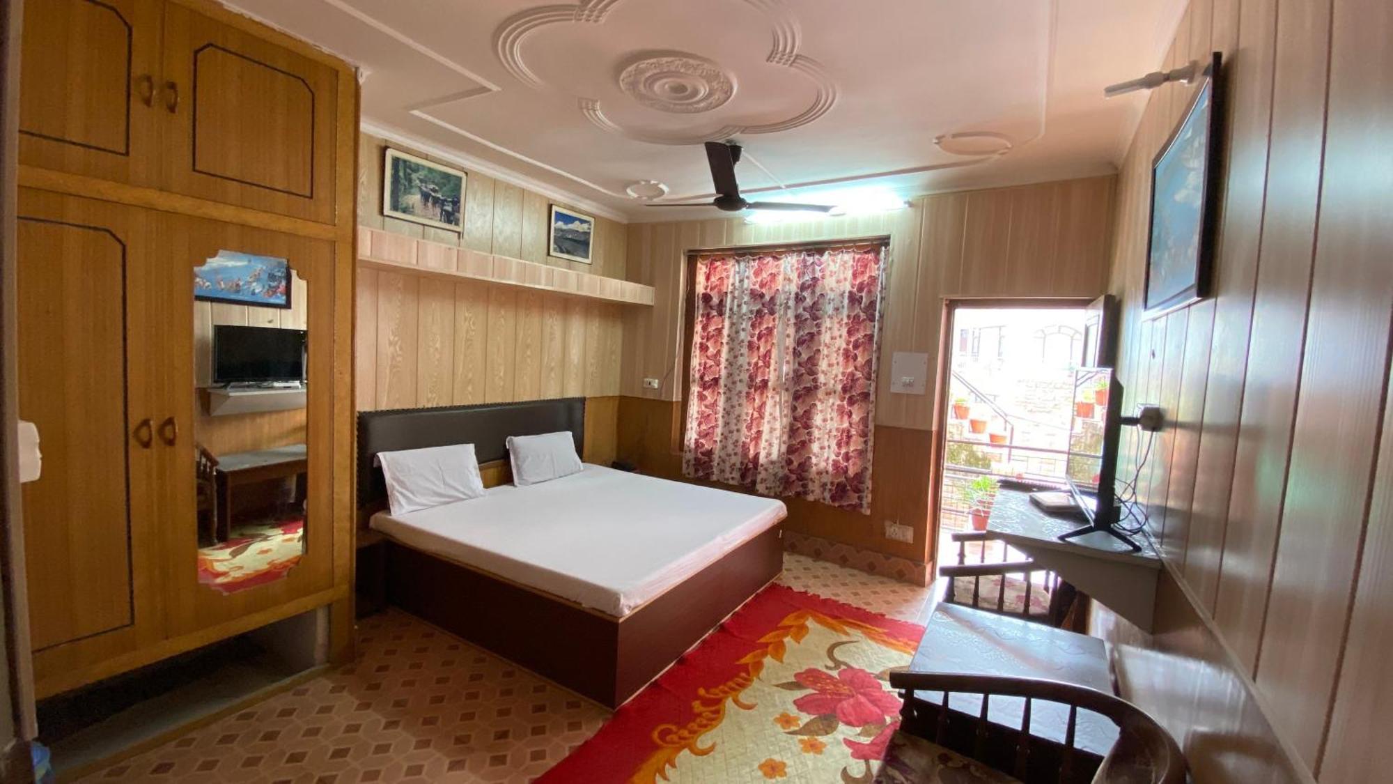 Hotel Ekant Lodge Мак-Леод-Гейндж Экстерьер фото