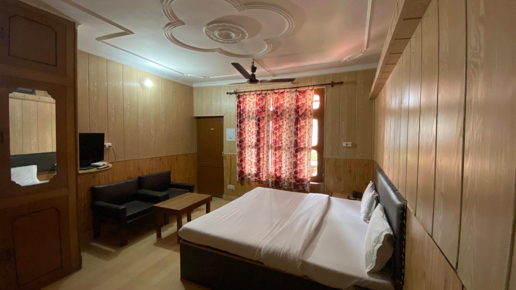 Hotel Ekant Lodge Мак-Леод-Гейндж Экстерьер фото